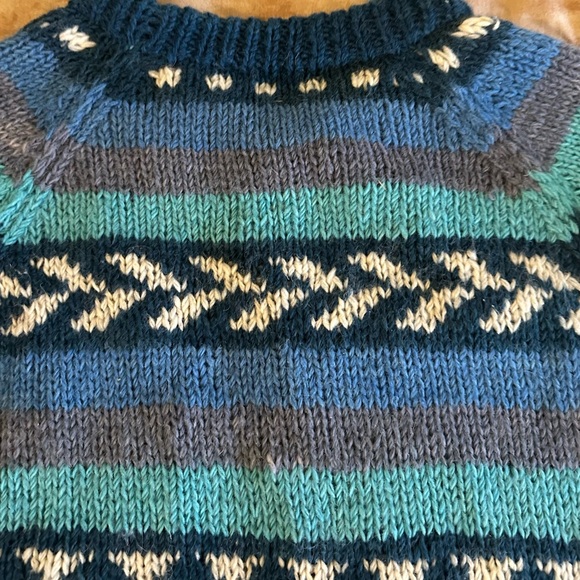 Hand Made in Nepal 100% Wool Blue and Greece Patterned Women's Sweater Med/Large - Picture 9 of 14